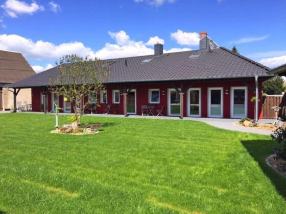 Pension Ebert'S Hof Pirow Экстерьер фото